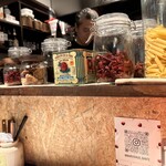 Deli & Vino Maru-shu Sante - カウンター