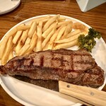 Lone Star Steakhouse & Saloon - 