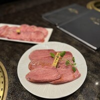 焼肉 徳川苑 - 
