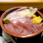 初音鮨本店 - 二色丼1200円