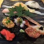 寿司の美登利 - お好み9貫（炙りえんがわ・季節のイカ・生ずわい蟹・納豆軍艦・たこの吸盤・めんたいこ・生のり・イカの塩辛・本生牡丹海老