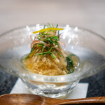 USHIGORO S. - 松葉蟹 ~土佐酢ジュレ添え~