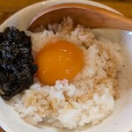 Ramen FeeL - 名古屋コーチン卵かけご飯プラス梅しその佃煮