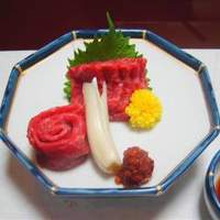 太田なわのれん - 牛刺し