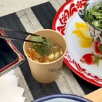 カフェモン - パクチーを散らしてくれます♪