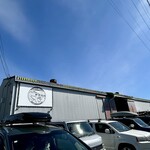 カフェモン - 県内でも有数のサーフスポット静波海岸〜鹿島のゲストハウス『Pagurus』。宿泊もできるみたい。