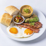 To B - Breakfast Plate