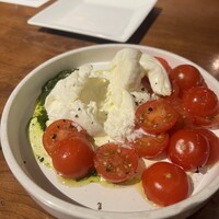 パージナ イタリアン ファイアワークス プラス カフェ ～薪焼きイタリアンとワイン～ - 