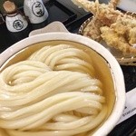 讃岐うどん 白庵 - ひやひや大盛り620円とり天200円ちくわ天150円