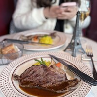 ビストロ・カフェ・ド・パリ - 