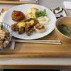 食堂コマニ
