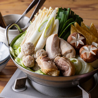 青森シャモロックの塩ちゃんこ鍋コース〈全8品〉3,300円