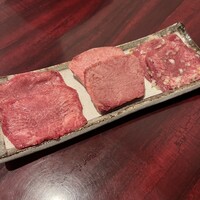 焼肉ギュウミー - 