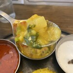 カレーとビリヤニとお酒 たびる - 