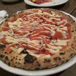 Tempters Pizza+Bar - 新玉ネギとスモークサーモンのガーリックマヨのピザ201404