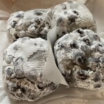 群林堂 - お墓にお供えした豆大福をいただきました‼️