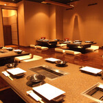 和牛処 犇 - 最大３０名様まで可能な掘りごたつ席