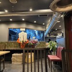 炭火焼き うし - 内観