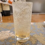 洋食屋 綺・Luck - やたらおいしいハチミツのハイボール