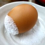 森田食堂 - 「ゆでたまご」（70円）