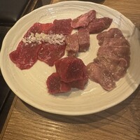 炭火焼肉ホルモン うしごろ 中目黒店 - 