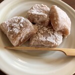 あわしま堂 京都伏見工場直売所 - 