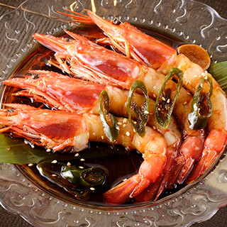 こだわりの肉と海鮮料理◎宴会に最適な飲み放題付きコースも！