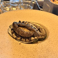 鉄板焼 摩天楼 東京スカイツリー・ソラマチ店 - この鮑を使うよ！