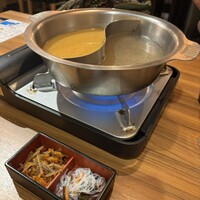 しゃぶしゃぶ・創作料理居酒屋 豚吟 栄店 - 