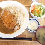 アバズカフェ - カツカレー定食1300円