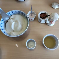 豆富料理と吟醸せいろ蒸し 八かく庵 大阪ステーションシティ店 - 