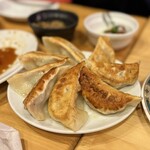 餃子 小籠包 福包酒場 - 