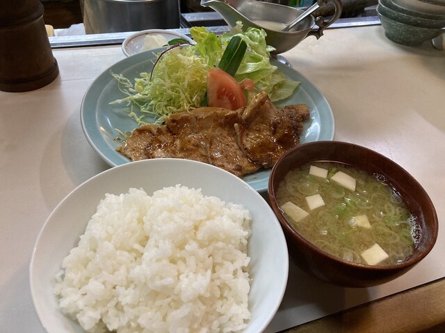 左雨 - 七日町（食堂）の写真