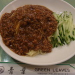 青葉 新館 - 炸醤麺702円（本日の日替わりサービス）2014年6月22日青葉 新館