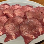 炭火焼肉ホルモンさわいし - 