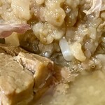 ラーメン専門 宮の森 - さらにアップ
