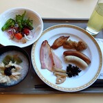 オールデイダイニング サツキ - 朝食ビュッフェ（第一段で食べたもの）