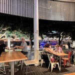 SQUE Rotisserie & Alehouse - 