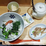 だし茶漬け えん - こちらは〜南高梅と広島菜