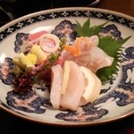 熊魚菴 たん熊北店 - お造りはまぐろ中とろ、すずき、平貝