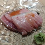 すしやのたい悟 - メジマグロ炙り刺身