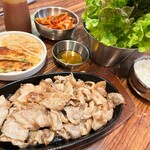 オッパ - サムギョプサル　¥1,452