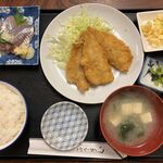 港のごはんやさん - '25/02/20 真あじフライと真あじ刺身定食（税込1,500円）