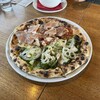 PIZZERIA BOSSO - 落花生と自家製ジェノベーゼ、シイタケと生ハムのハーフアンドハーフ