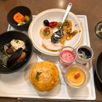 ブッフェアンドカフェ スロープサイドダイナー ザクロ - 