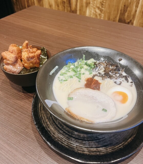 濃厚とんこつラーメン 一峰 （ICHIMINE） - 竹ノ塚/ラーメン | 食べログ