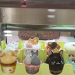 銀座コージーコーナー - 本当に可愛い形した猫ちゃんたち