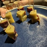 炭火焼 鳥夢 - サービスの芋。芋焼酎ロックで♪