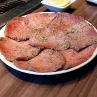 焼肉うしごろ 新宿三丁目店 - 