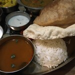 南インド料理 レジナ - ご飯とラッサムはおかわりできます♪